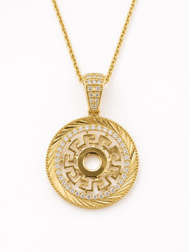10KT ROUND GREEK PENDANT Size  Weigth 2.6GR