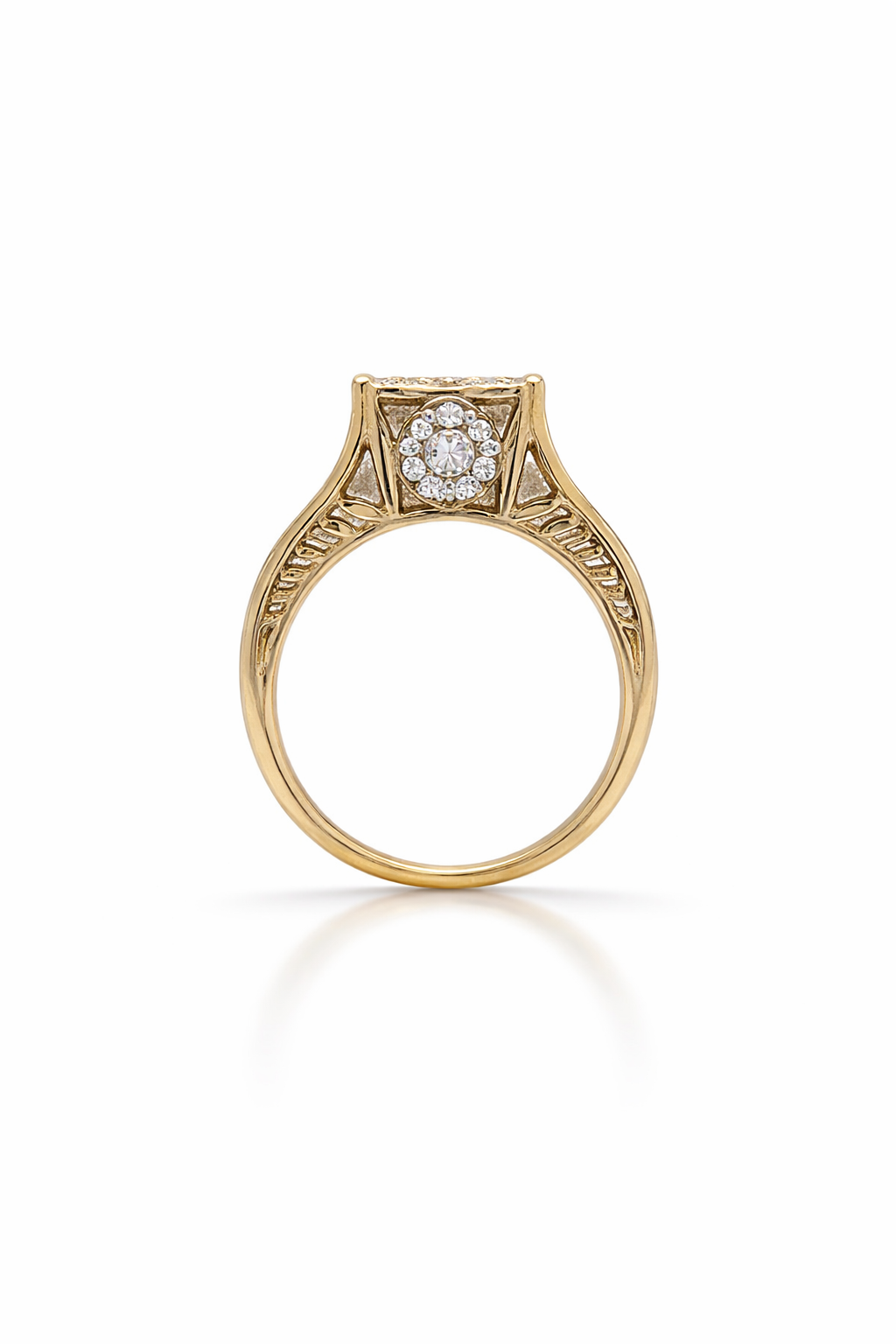 10KT ELEGANT CZ SQUARE PROMISE RING Size 7  Weigth 3.1GR