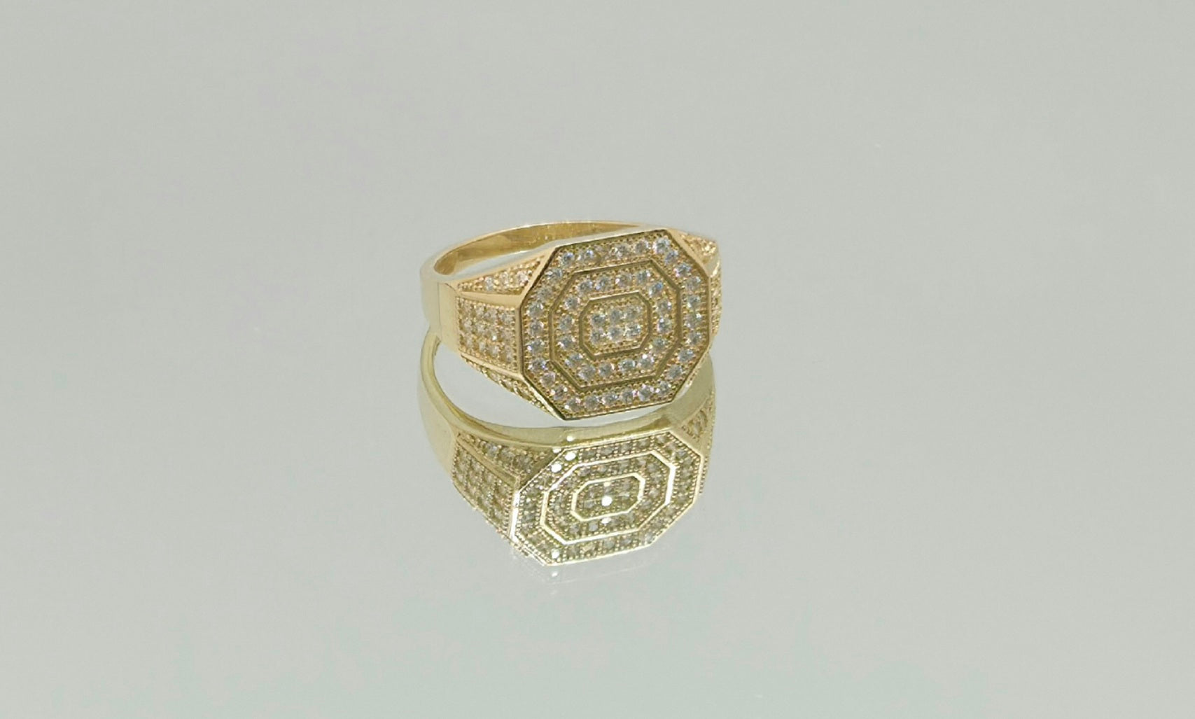 10KT CZ DETAIL LARGE OCTAGON SHAPE MEN'S RING Size 10 Weight 3.5GR