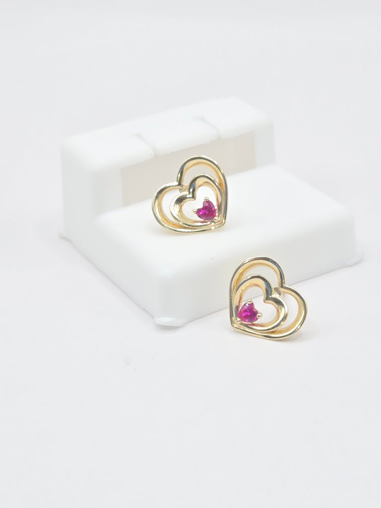 10KT MEDIUM HEART SILHOUETTE WITH STONE DETAIL  EARRINGS Size  Weigth 1.8GR