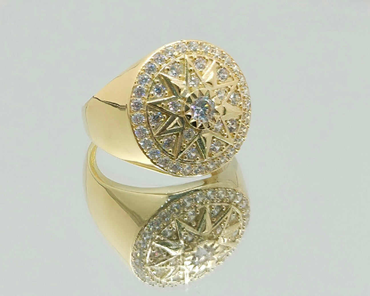 10KT CZ ELEGANT ROUND MEN'S RING Size 10 Weight 7.6GR