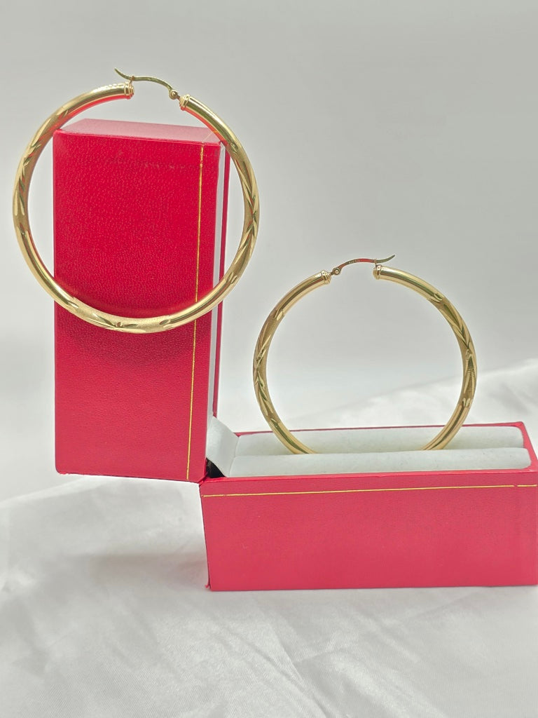 10KT TWIS HOOPS EARRINGS  Size 8 4MM Weight 6.4GR