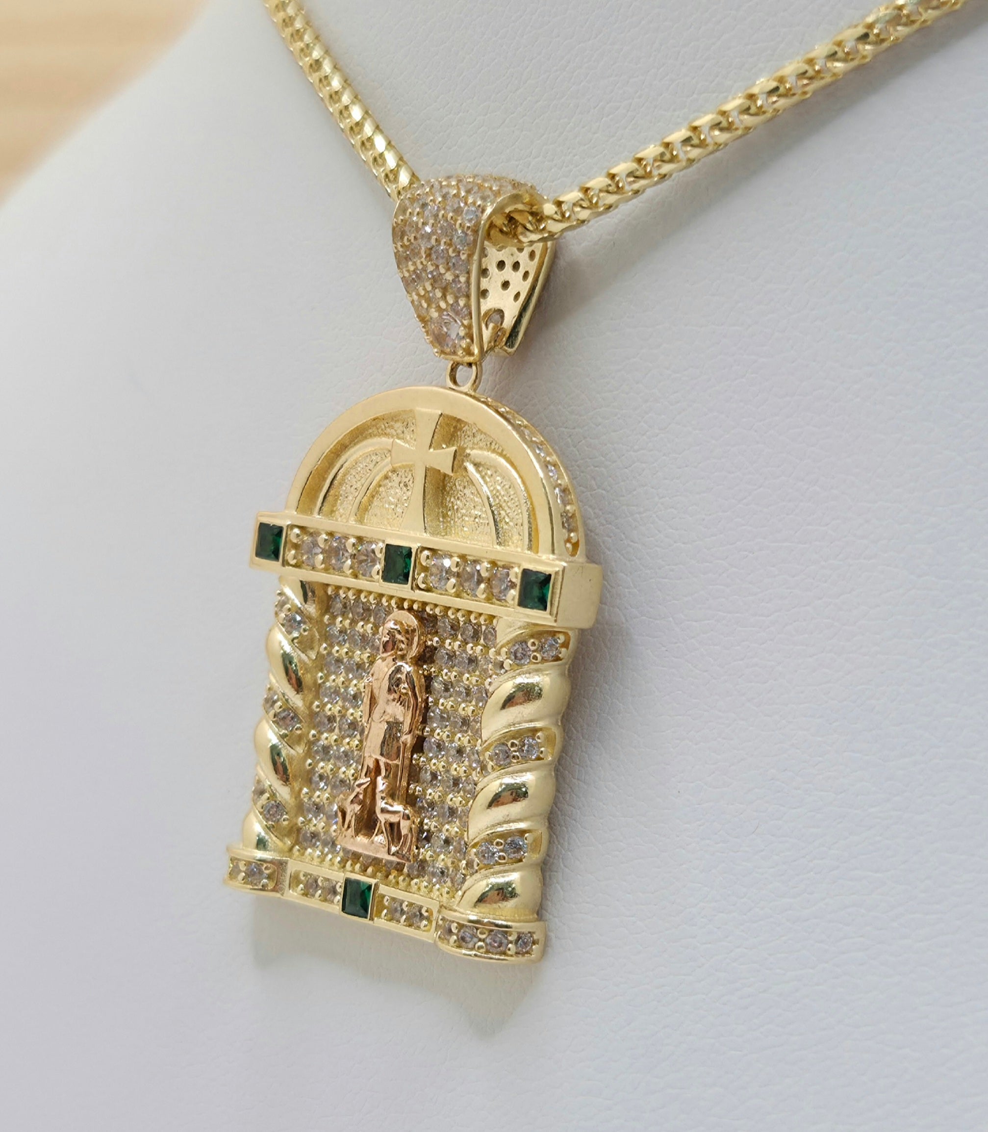 14KT CZ HOUSE STYLE SAN LAZARO PENDANT Weight 9.4GR