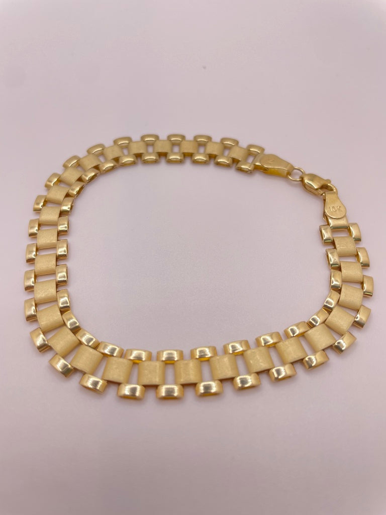10KT WATCH STYLE BRACELET  8.5MM