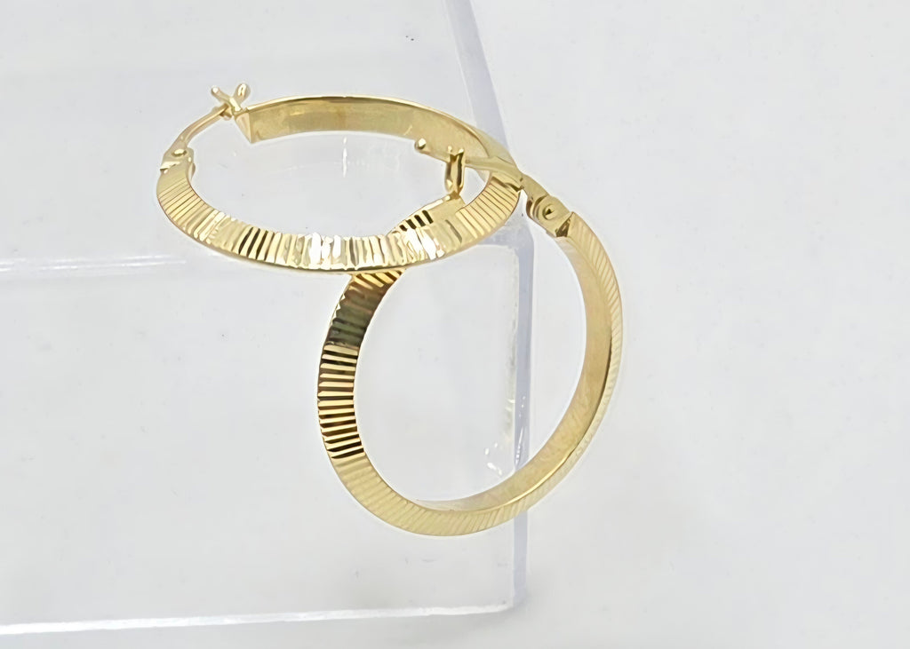 10KT STRAIGHT CUT HOOPS EARRINGS Size 3 Weight 1.9GR