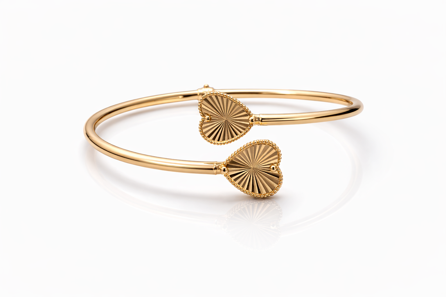 14KT GOLDEN HEART BANGLE Weight 6.9GR
