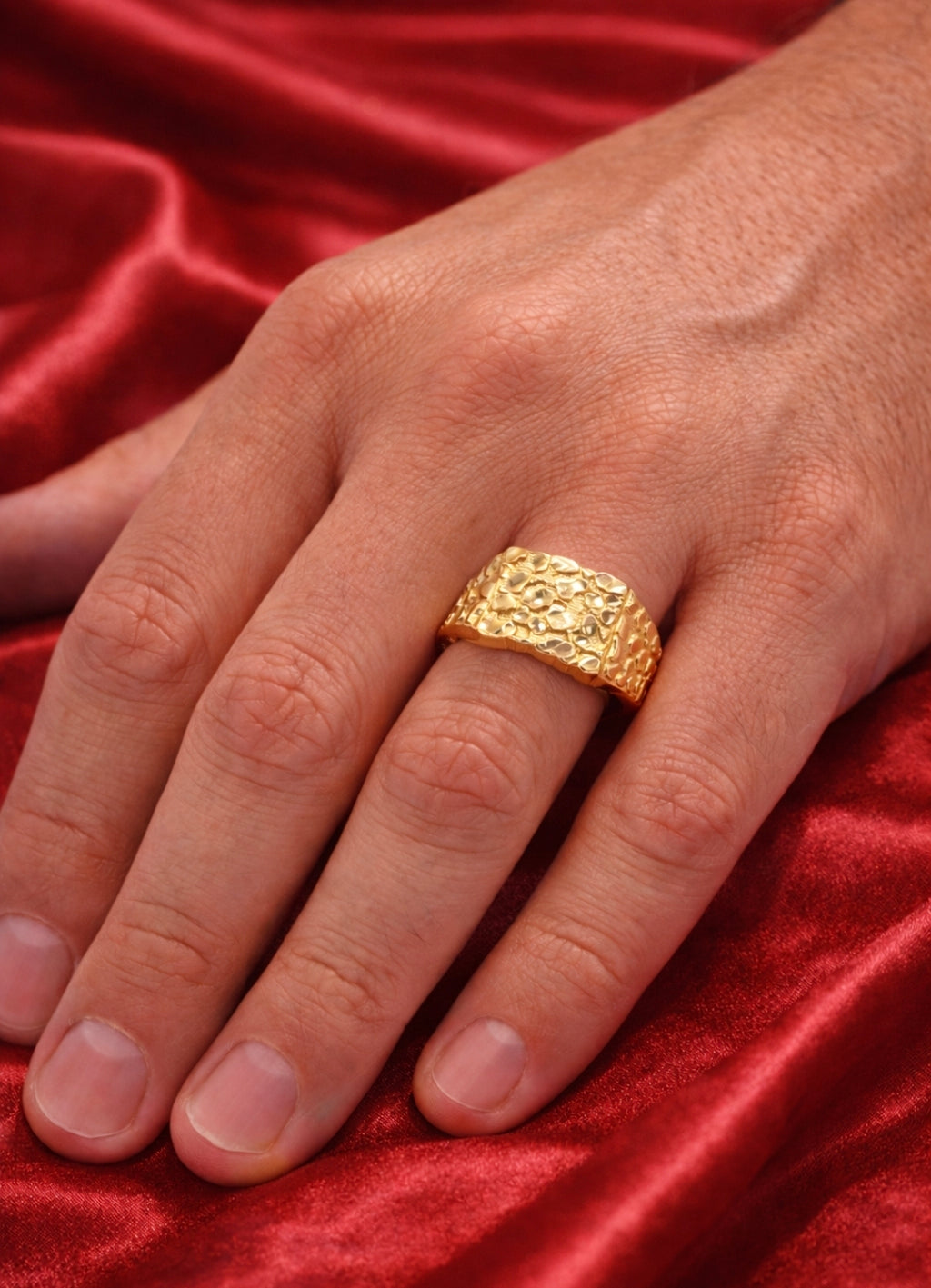 10KT SQUARE NUGGET RING Size 10 Weigth 3.5GR