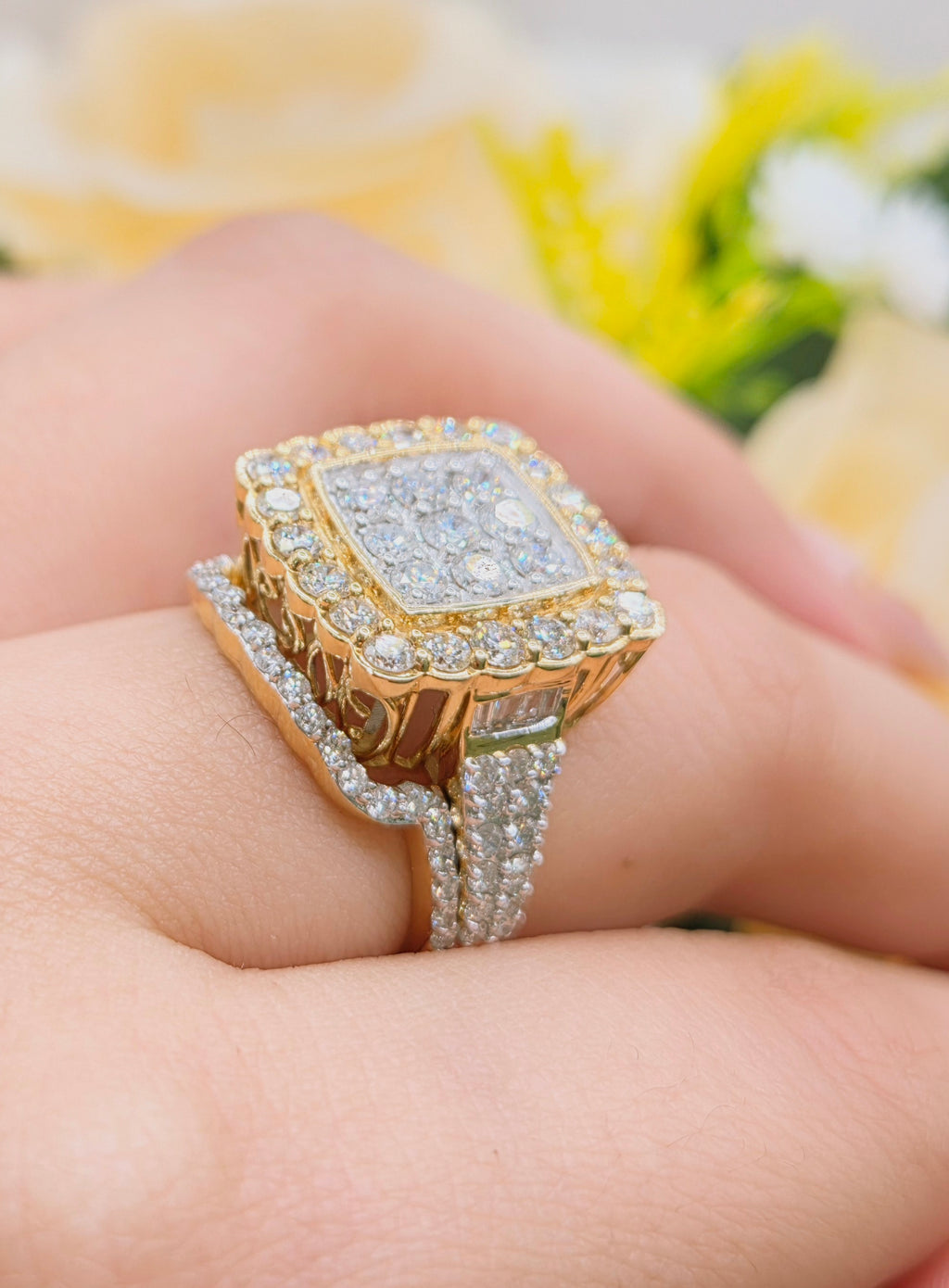 14KT ELEGANT LARGE SQUARE NATURAL'S DIAMOND'S ENGAGEMENT WOMAN'S RING Size 7