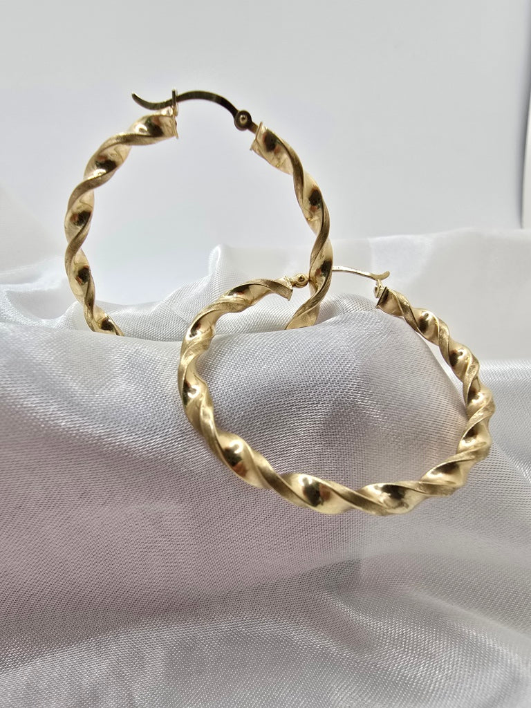 10KT ROPE DESIGN TWISTED HOOPS EARRINGS Size 3MM Weight 2.7GR