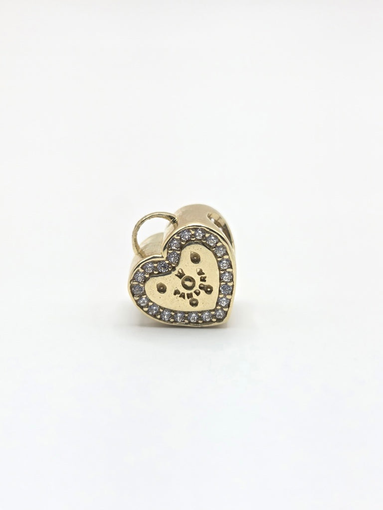 10KT PANDO STYLE CHARM Size  Weigth 1.3GR