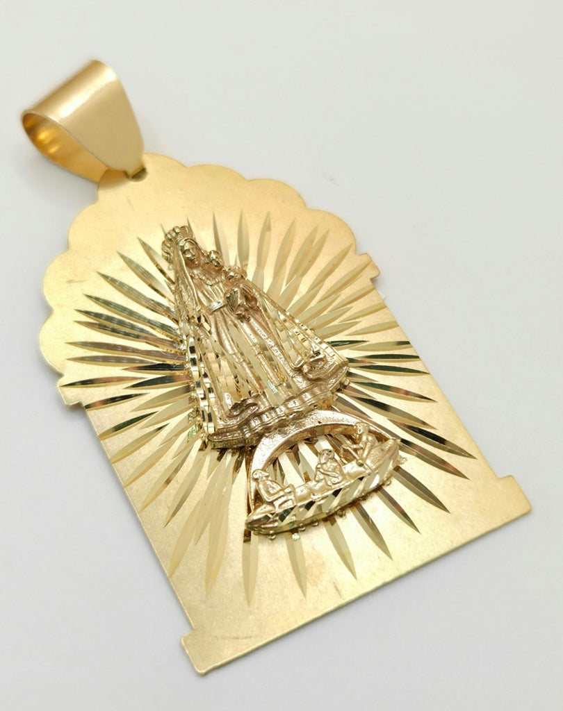 10KT DIAMOND CUT FLAT HOUSE STYLE CARIDAD PENDANT Weight 15.8GR
