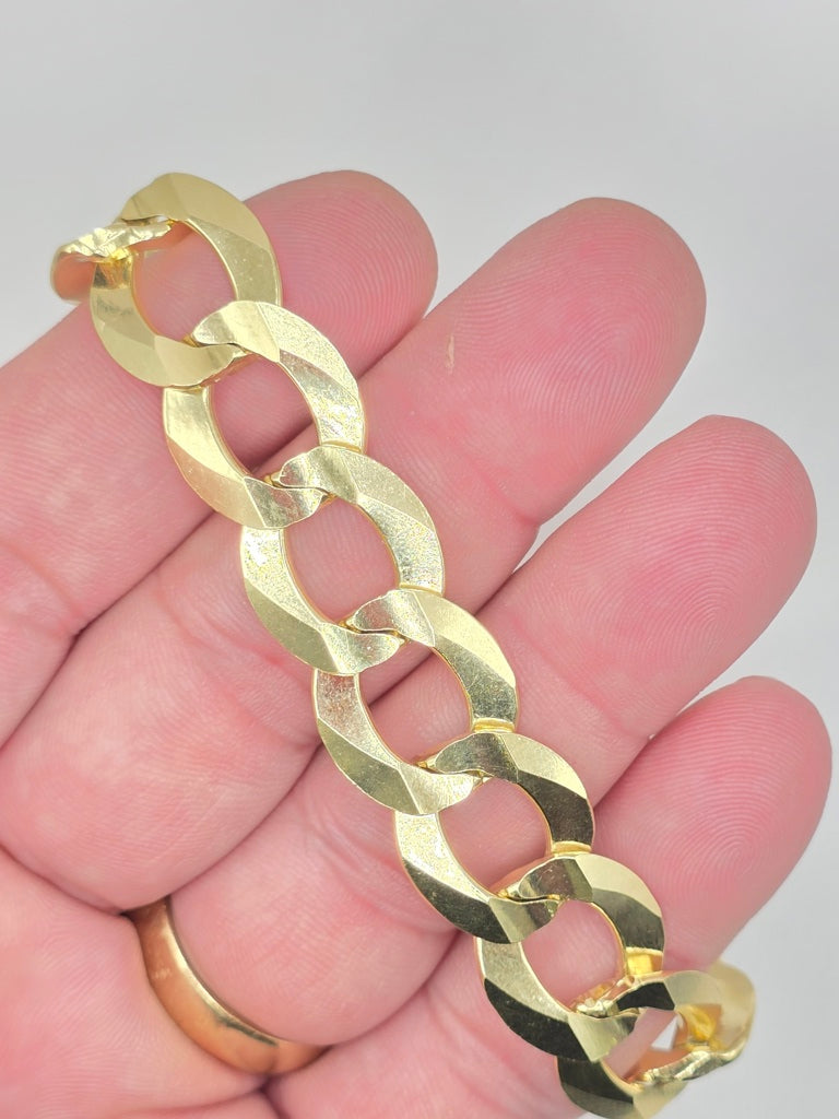 10KT SOLID CUBAN CURB FLAT BRACELET Size 8.5INCH 16MM Weight 47 GRS