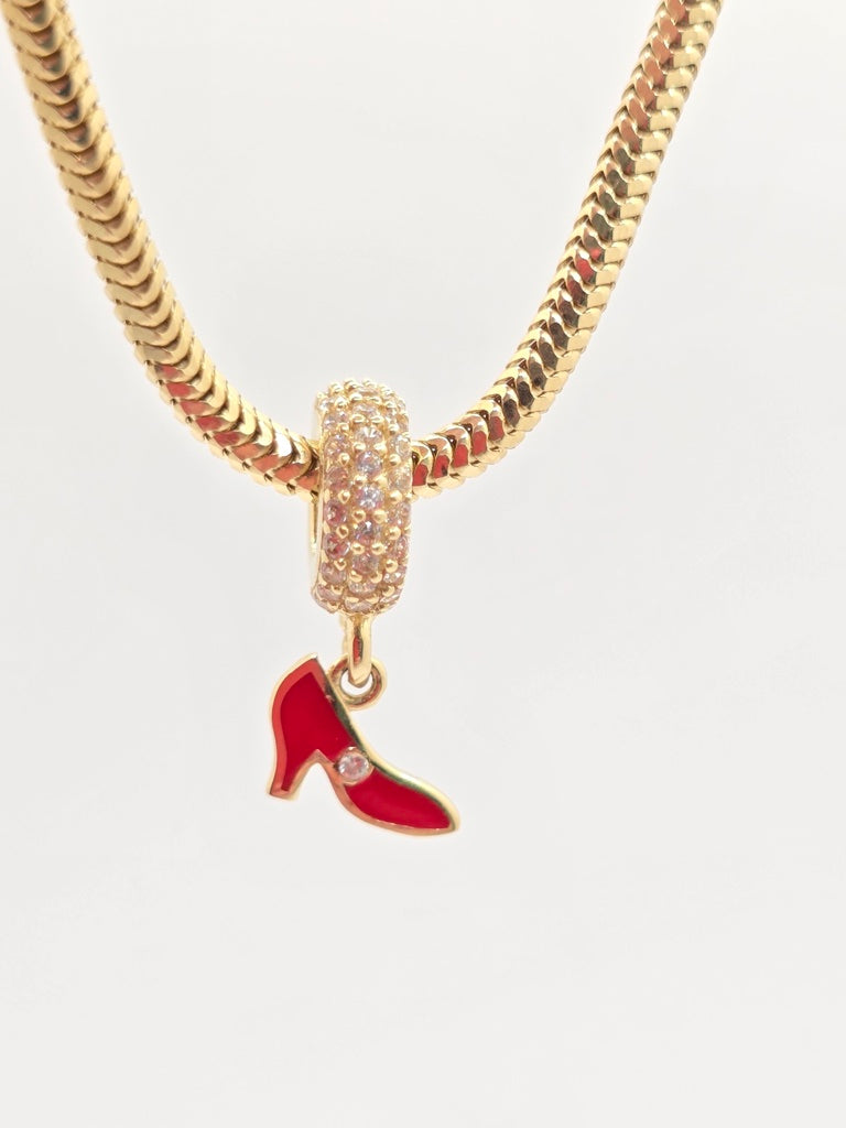 14KT RED HEEL CHARM  Weight 1.3GR