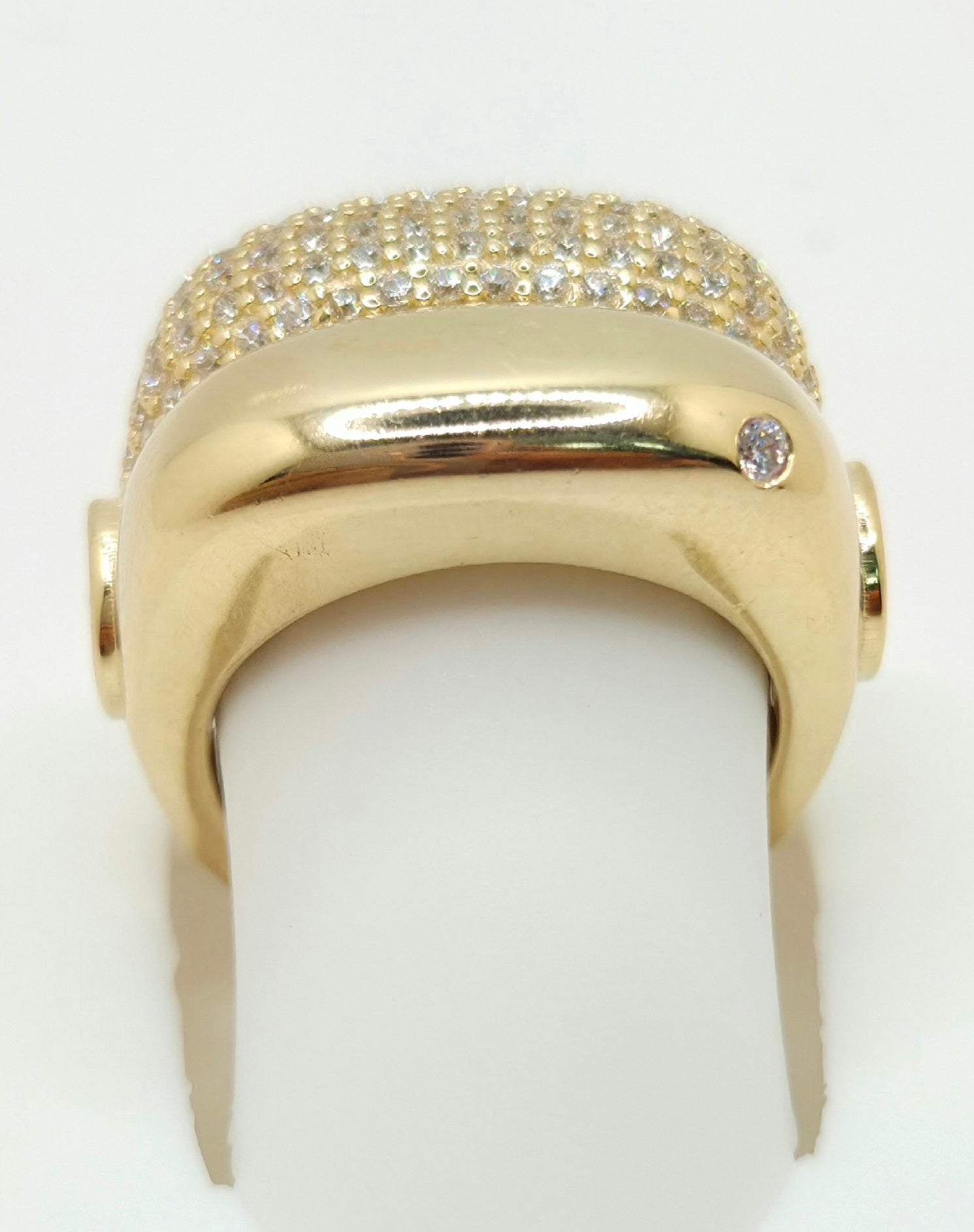 14KT CZ MODERN RING WITH BLUE STONE DETAIL Size 7 Weight 6.7GR