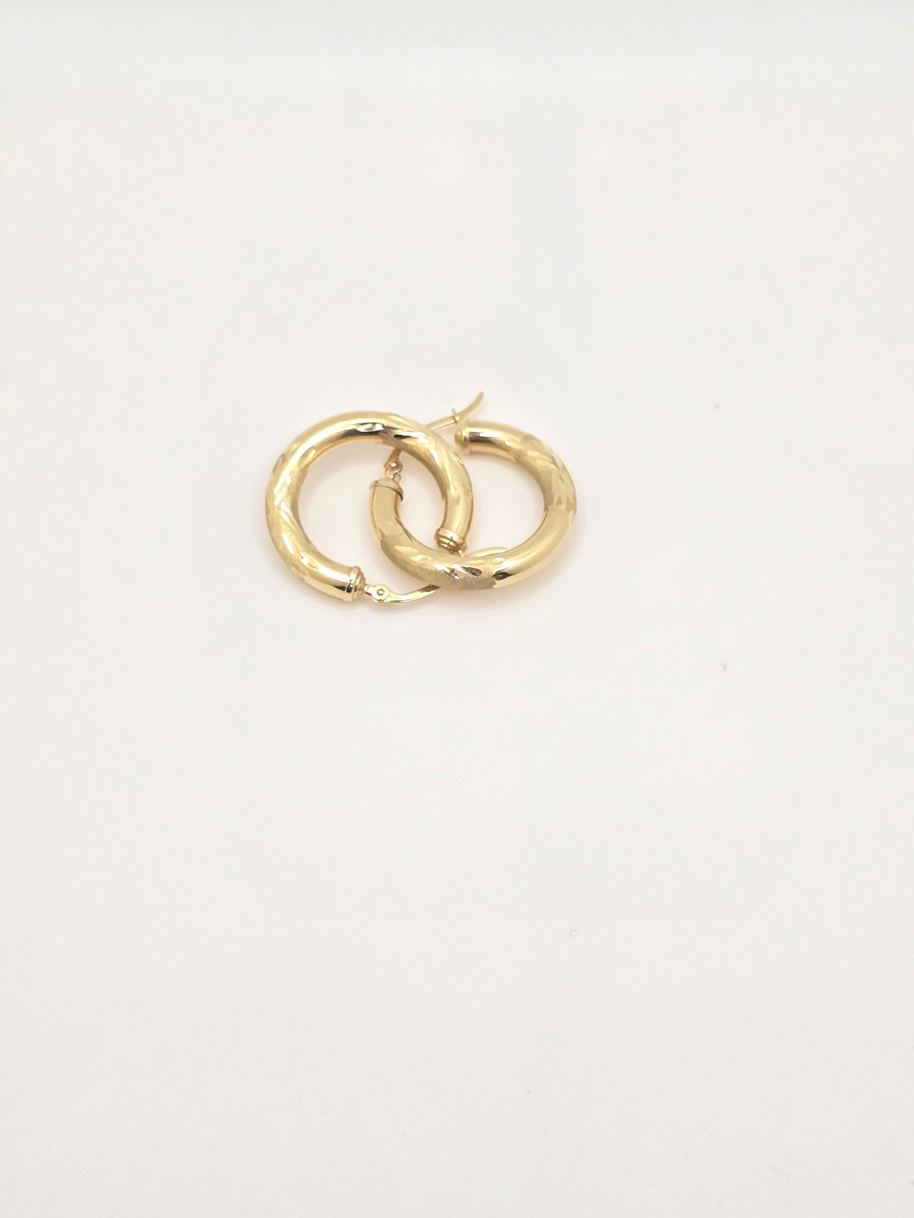 10KT HOOP EARRINGS Size 4MM Weight 2.8 GRS