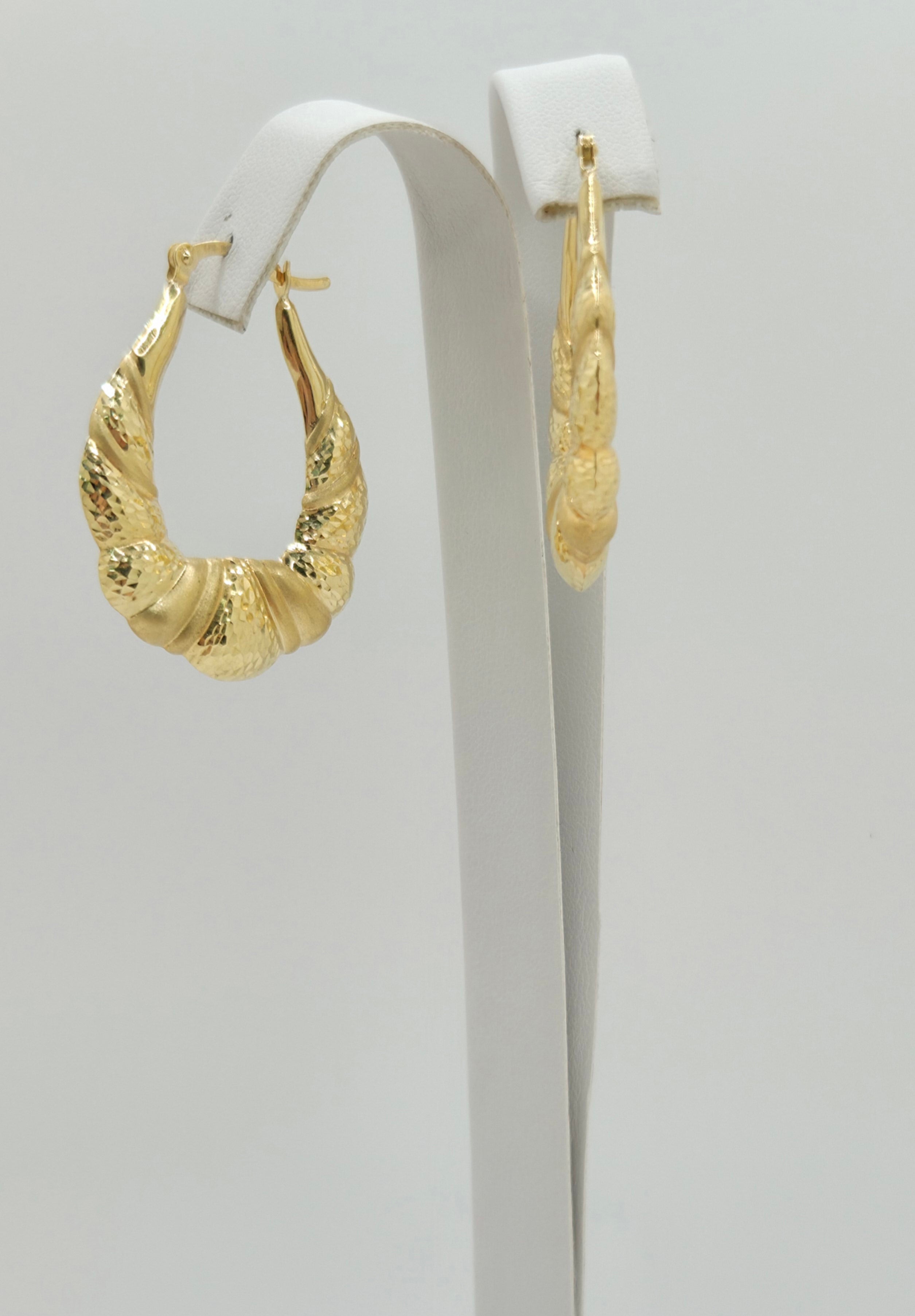 10KT VINTAGE DOORKNOCKER STYLE HOOPS EARRINGS Weight 4GR