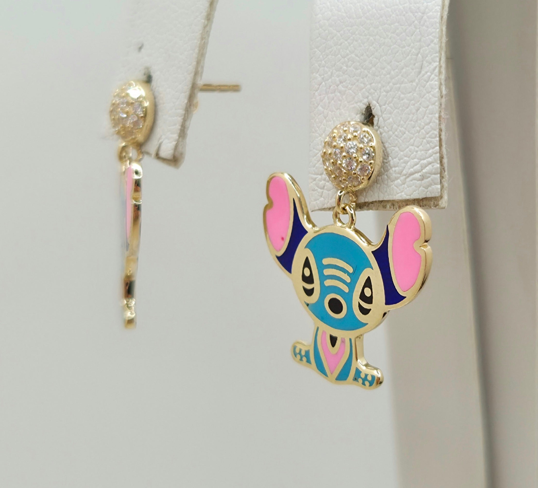 10KT SKY BLUE FLAT STYLE EARRINGS Weight 4.2GR