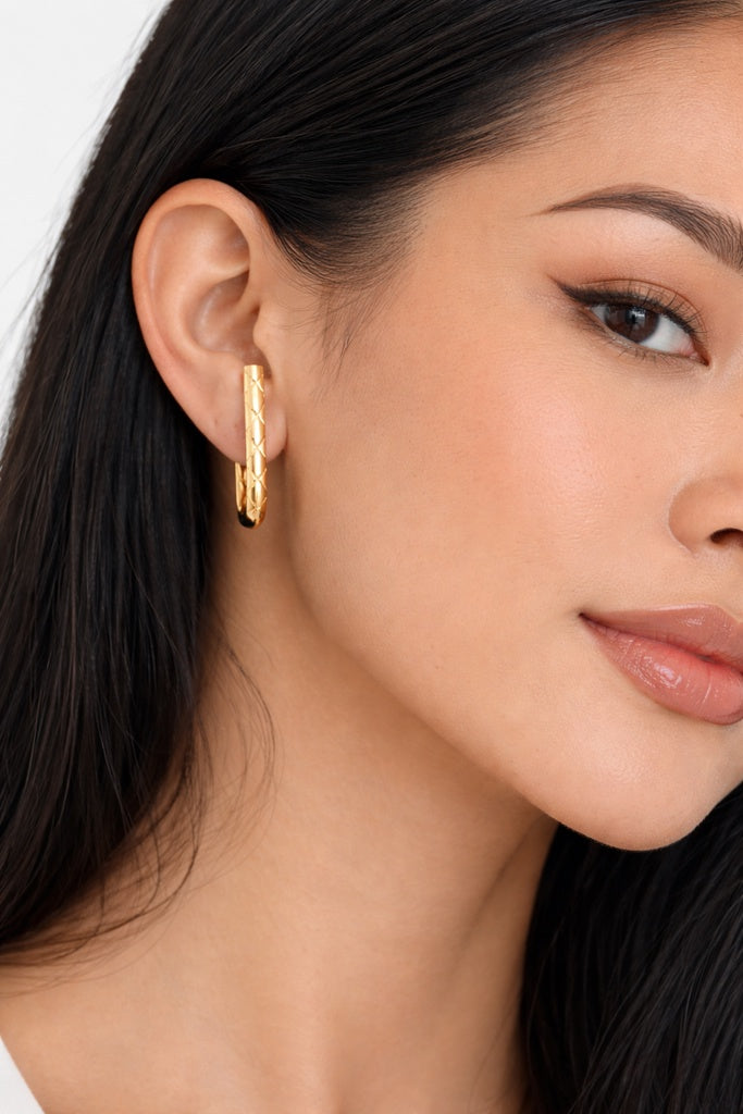 14KT LONG MODERN STYLE HOOPS EARRINGS Size 4MM Weigth 2.5GRS