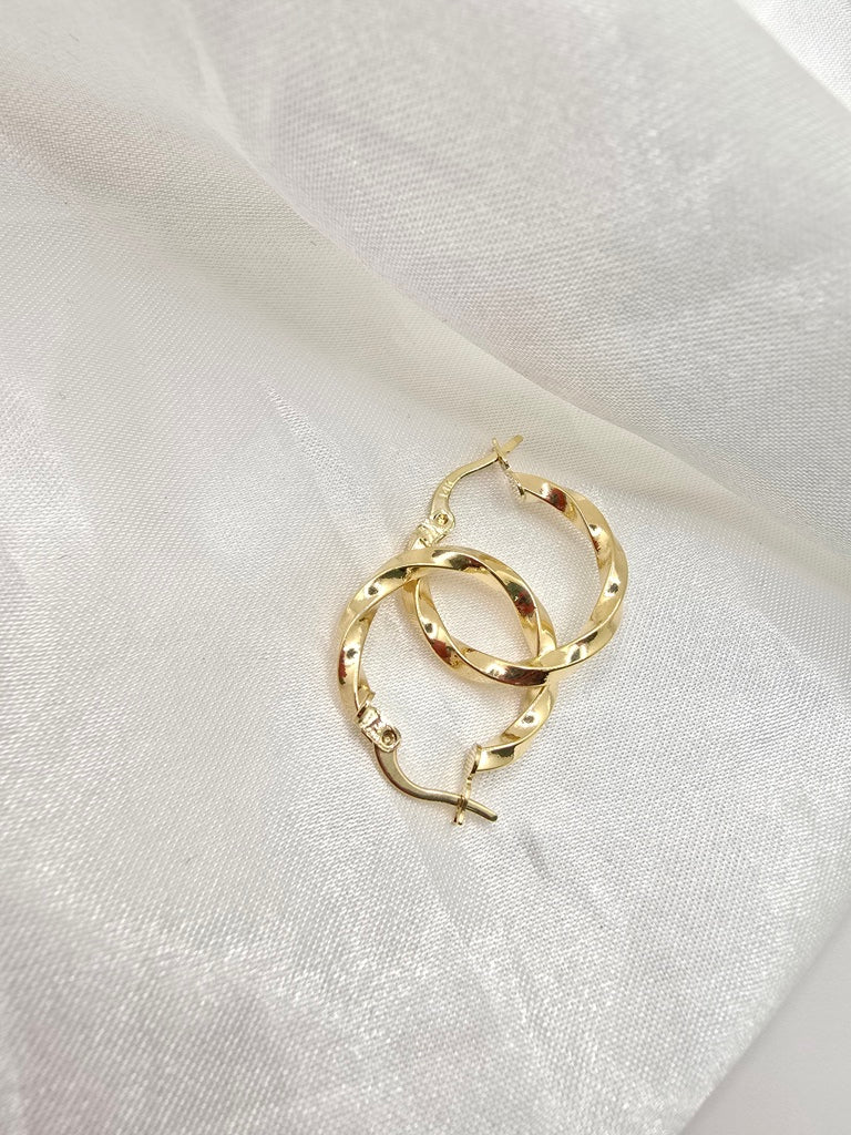 14KT DELICATE CROOKED HOOPS EARRINGS Size 2 Weight 1.5GR