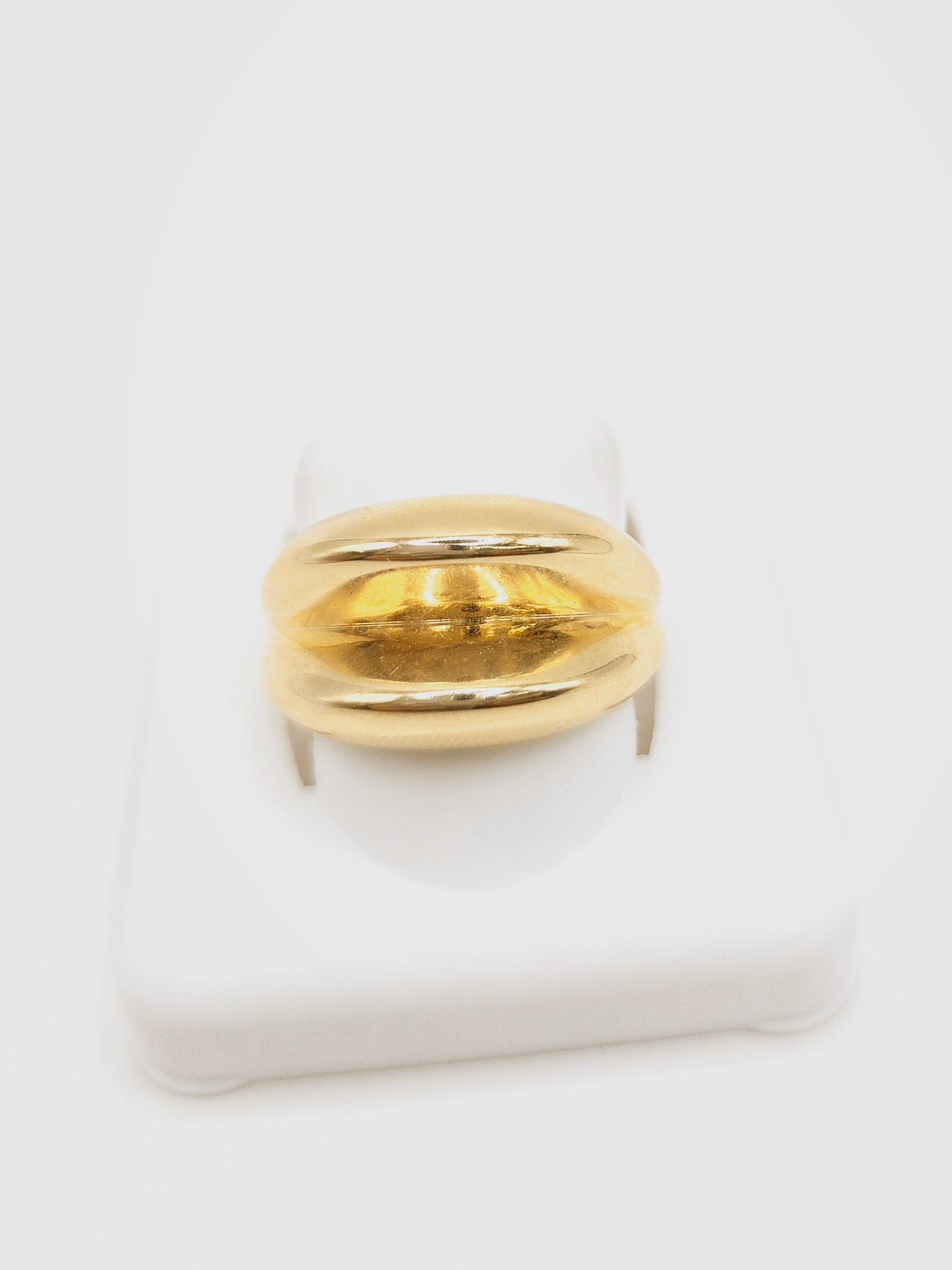 14KT MODERN PLAIN RING Size 7.5 Weight 1.8GR
