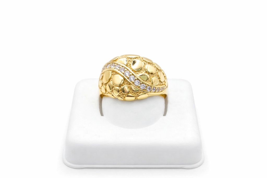 14KT BEAUTIFUL RING WITH DETAILS OF NUGGET SIZE 8 Weight 3.2GR