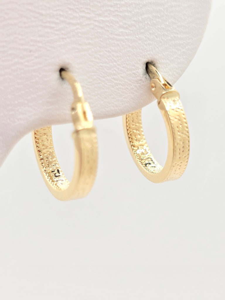 14KT GREEK DESING STRAIGHT EDGE HOOPS EARRINGS  Size 1 2.5MM Weight 1.1GR