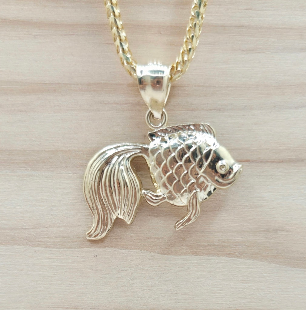 10KT KOI FISH PENDANT Weight 2GR