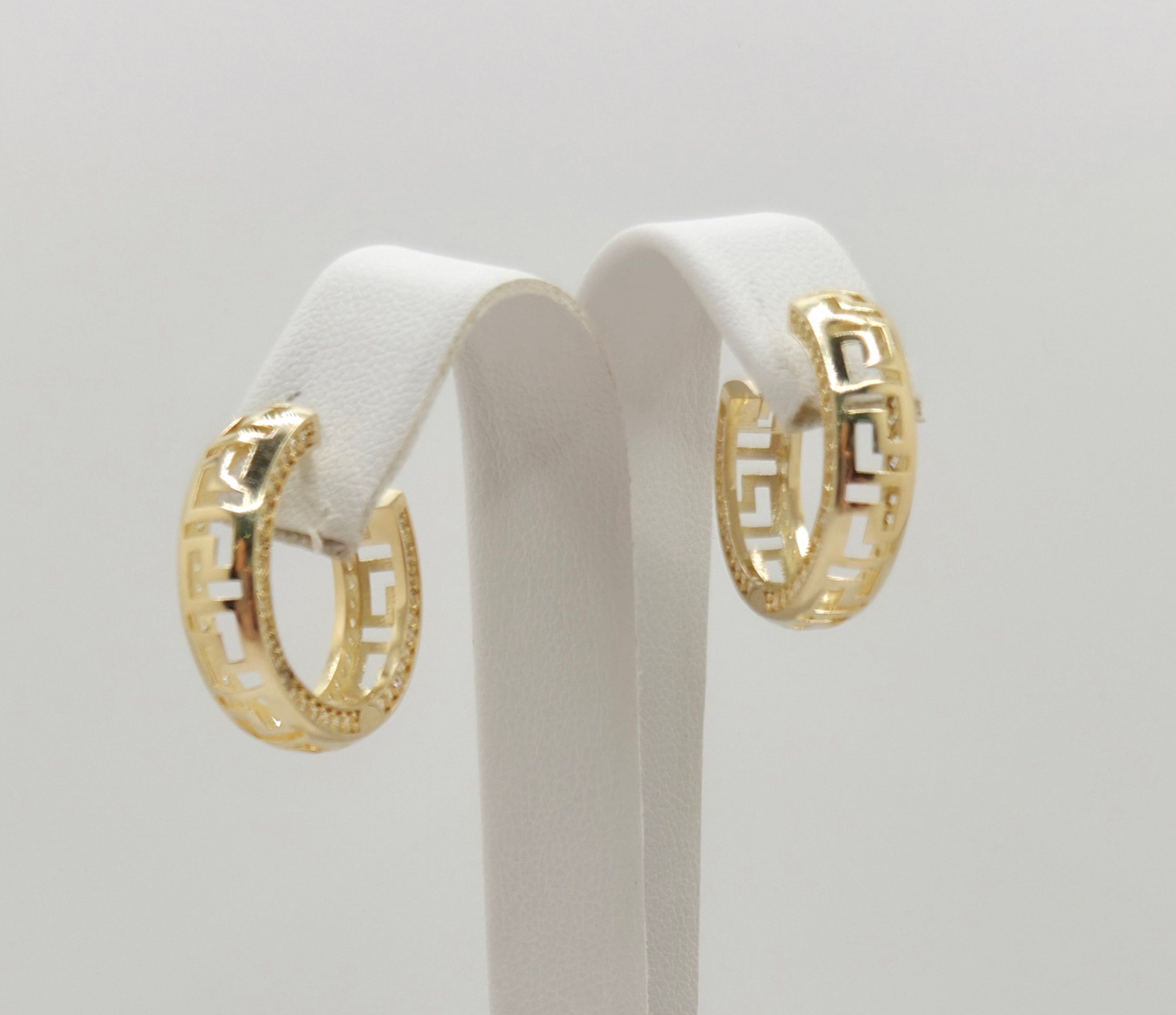 10KT TIMELESS GREEK DESING HOOPS EARRINGS CZ Size MEDIUM Weight 4.4GR