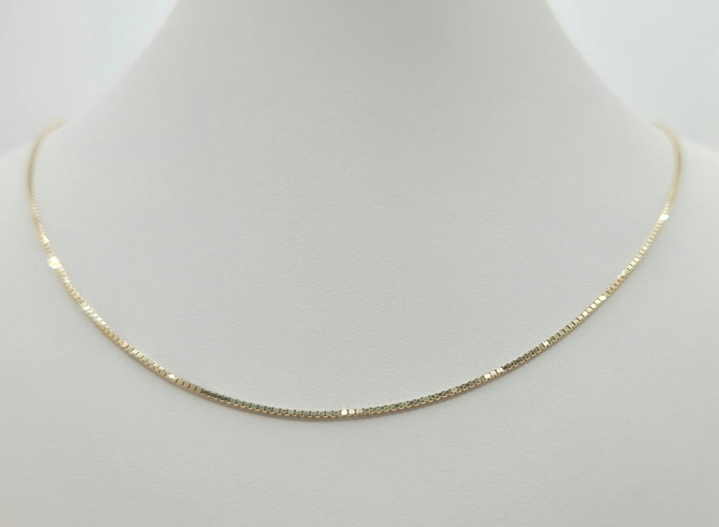 10KT BOX CHAIN Size 20INCH 1MM Weight 1.1GR