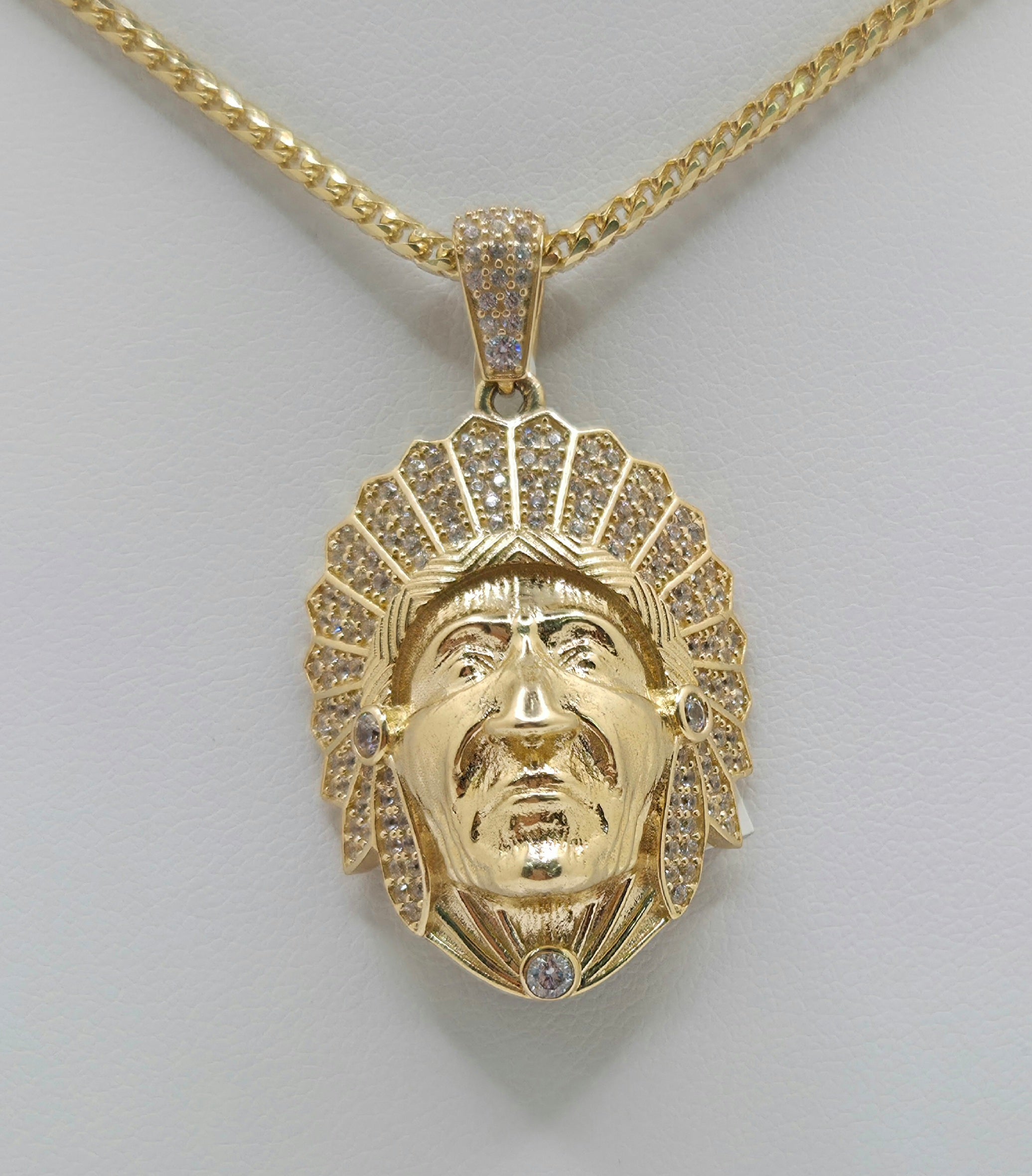 14KT CZ INDIAN PENDANT Weight 8.7GR
