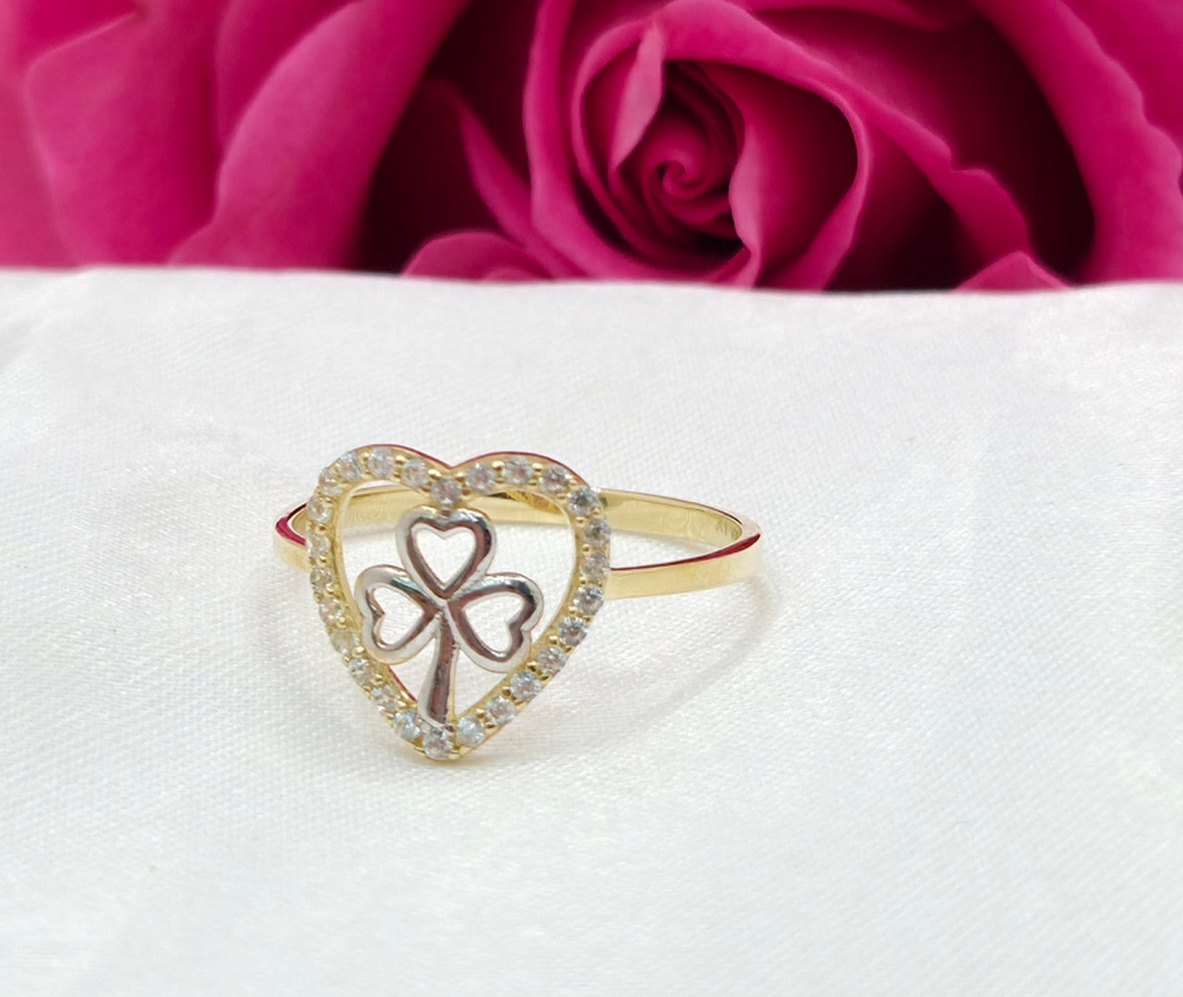 10KT FLOWER RING Size 6 Weigth 1.1GR