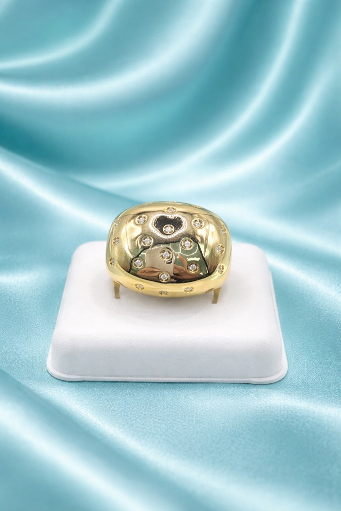 10KT MODERN CLASSIC CZ DETAIL RING Size 8 & 8.5 Weight 3.8GR