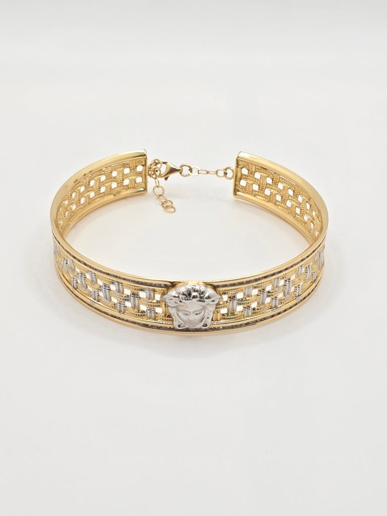 14KT MEDUSA BANGLE  Weight 9.7GR