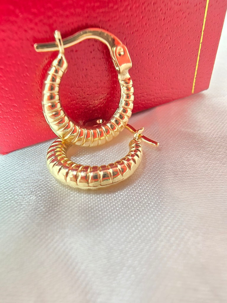 14KT SHRIMP DESING HOOPS EARRINGS Weight 1.2GR