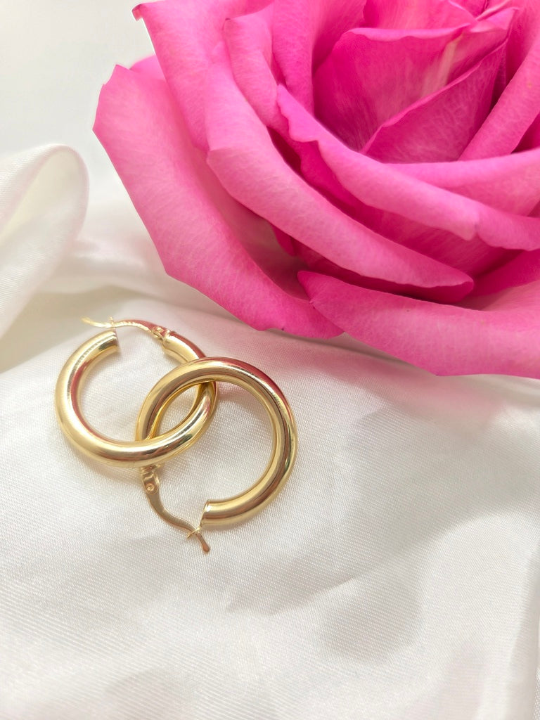 14KT PLAIN HOOPS EARRINGS Weight 3GR