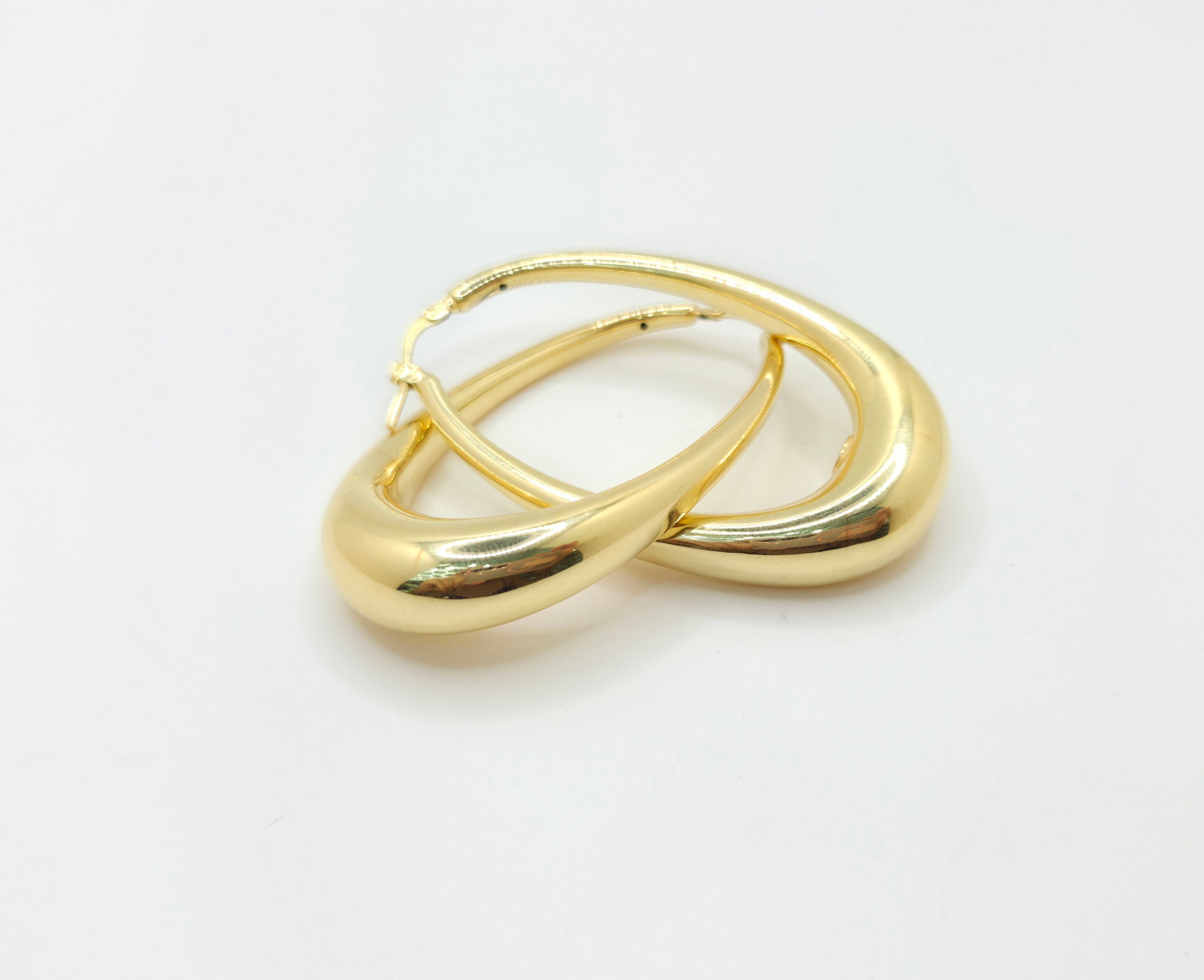 10KT LARGE MODERN OVAL HOOPS EARRINGS Weight 7.8GR