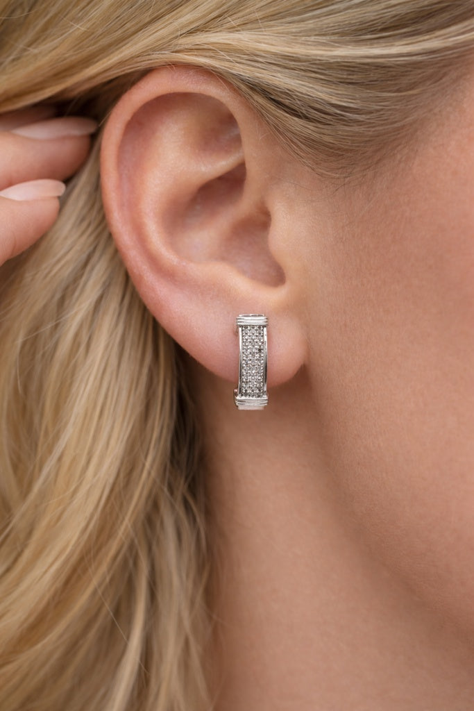 10KT ELGANT WHITE GOLD AND DIAMOND HOOPS EARRINGS Size  Weigth 5.1GR