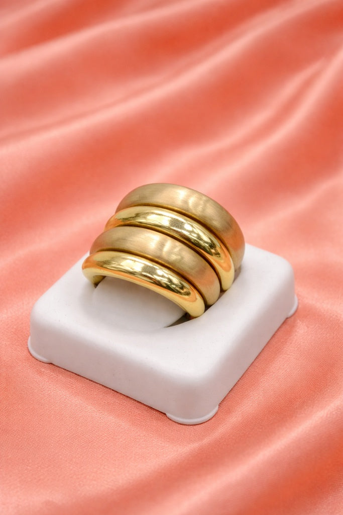 10KT MODERN GEOMETRIC RING Size 7 Weight 4.5GR