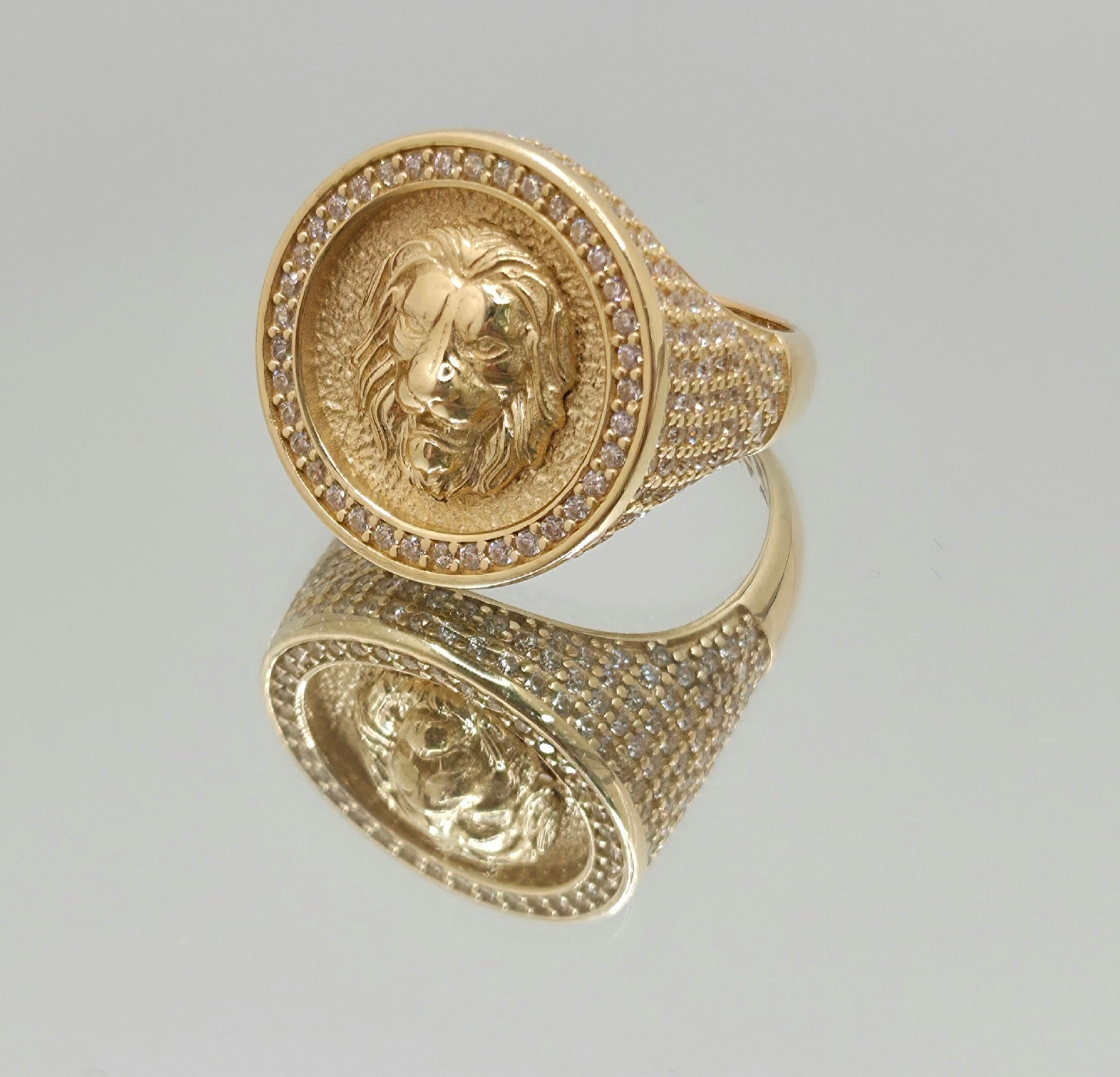 14KT CZ ROUND LION RING Size 10 & 11 Weight 9.9GR