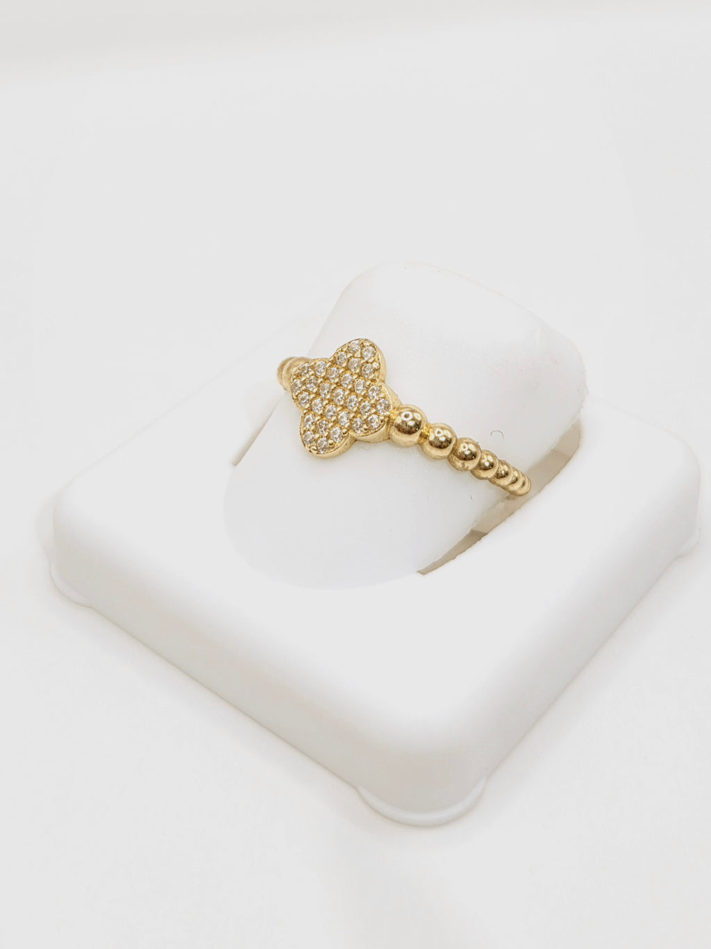 10KT FLOWER RING Size 8 Weigth 1GR