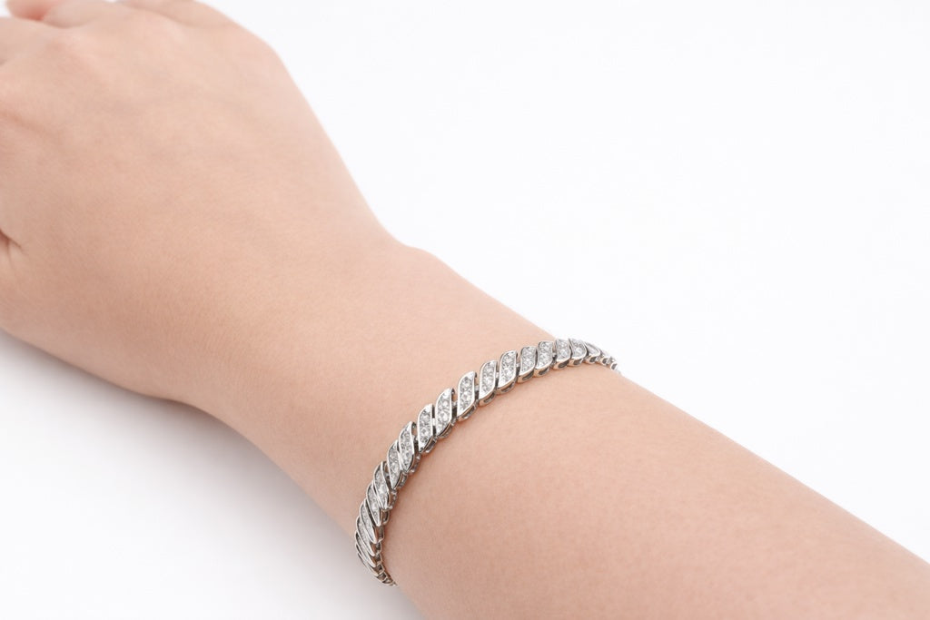 10KT WHITE GOLD WAVES SEA DESIGN DIAMOND BRACELET Size 7INCH Weight 12.5GR