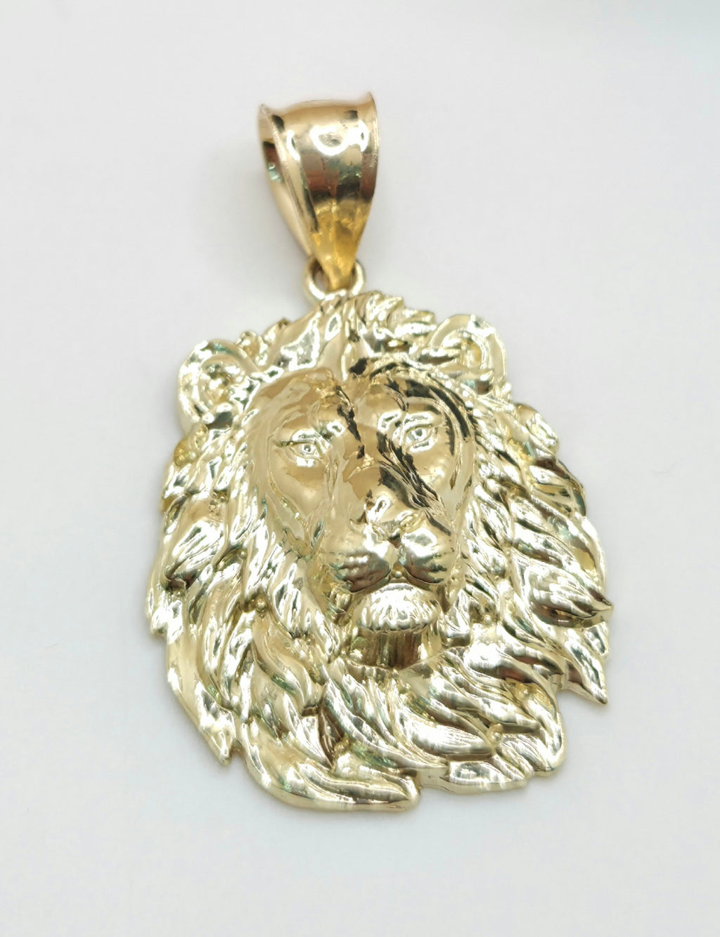 10KT LARGE LION FACE PENDANT Weight 4.2GR