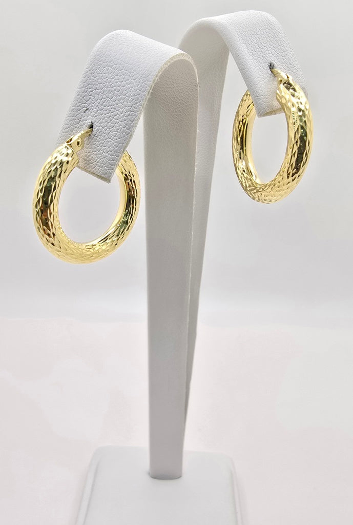 10KT DIAMOND CUT HOOPS EARRINGS Size 2 Weight 2.3GR