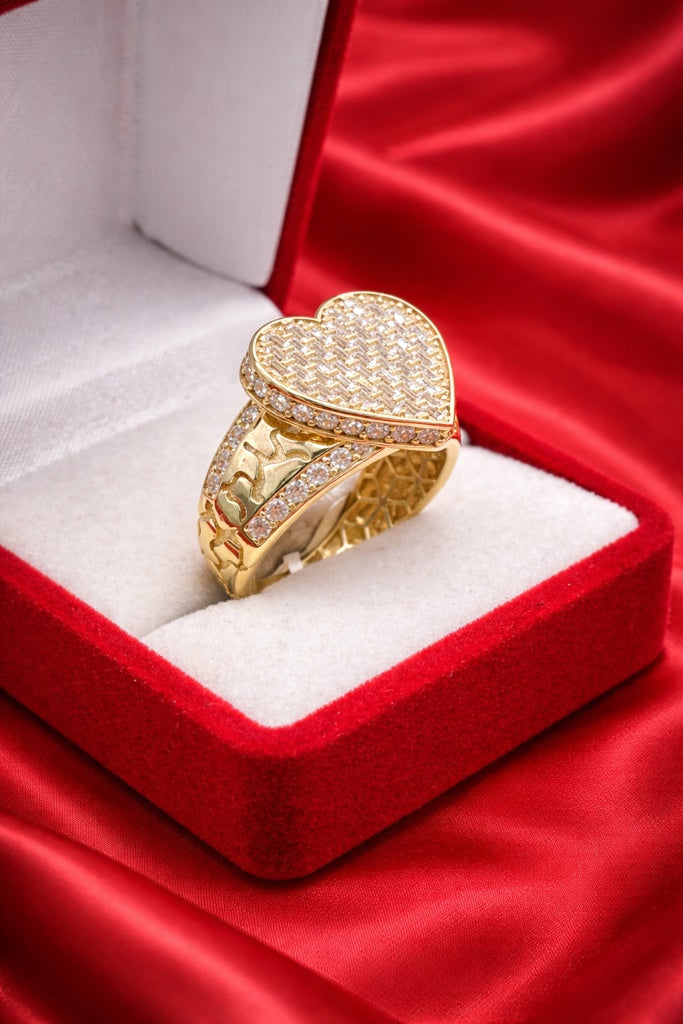 10KT BAGUETTE DETAILS MEDIUM HEART WOMAN'S RING Size 8.5 Weigth 5.4GR