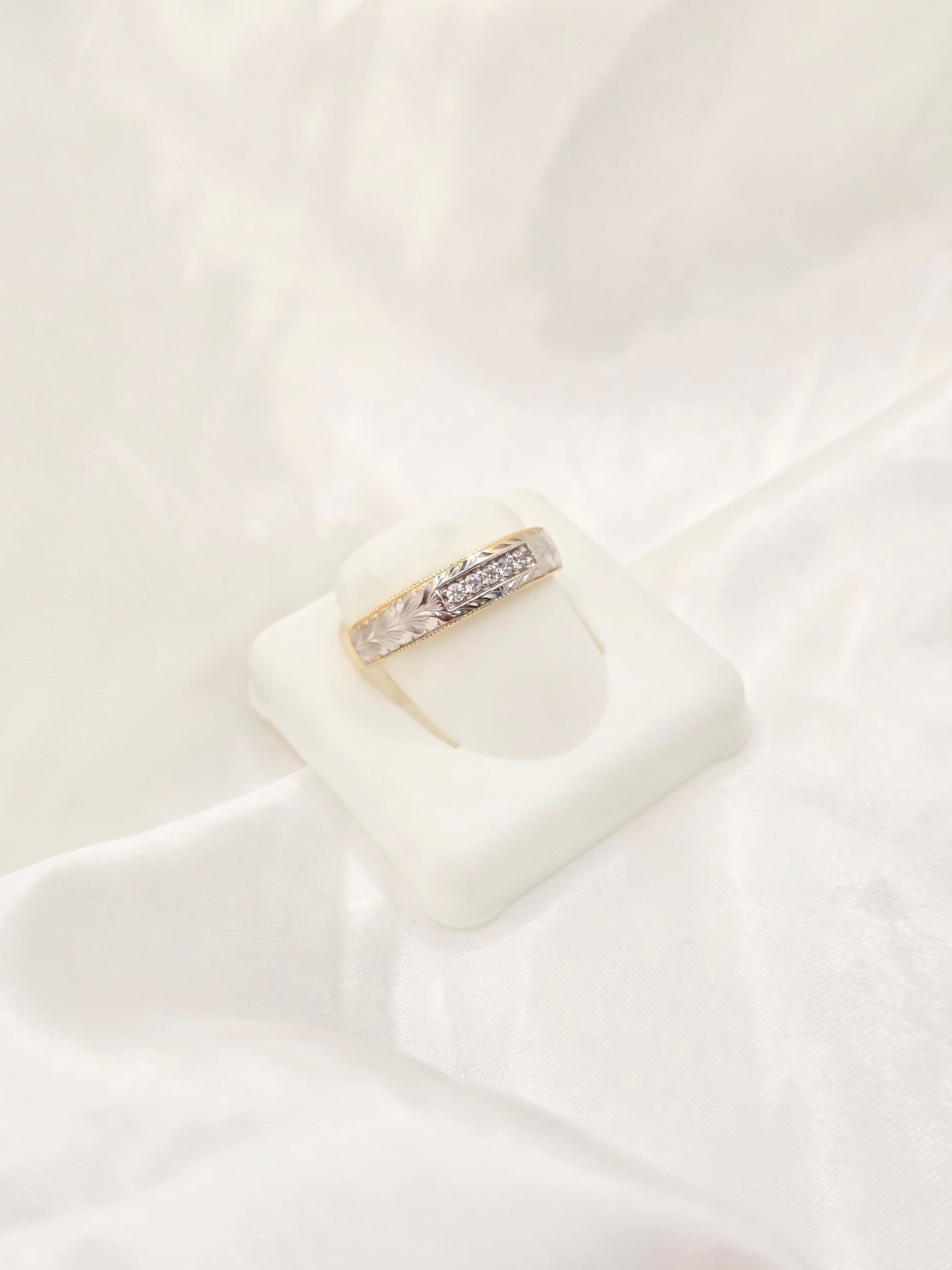 10KT WHITE AND YELLOW GOLD MEN'S ENGAGEMENT RING Size 10 Weight 3GR