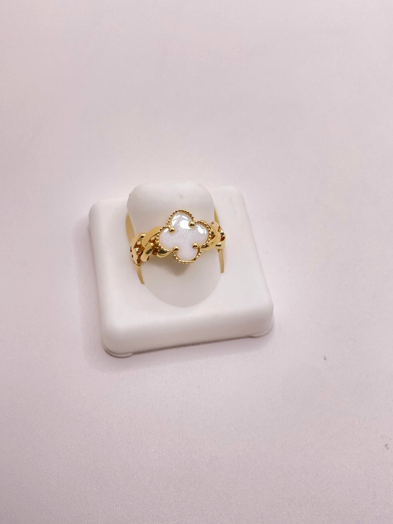 14KT FLOWER RING Size 7.5 Weigth 3.04GR