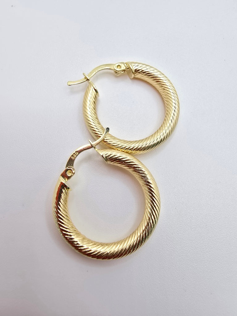 14KT TWISTED ROPE HOOPS EARRINGS Size 2 Weight 3GR