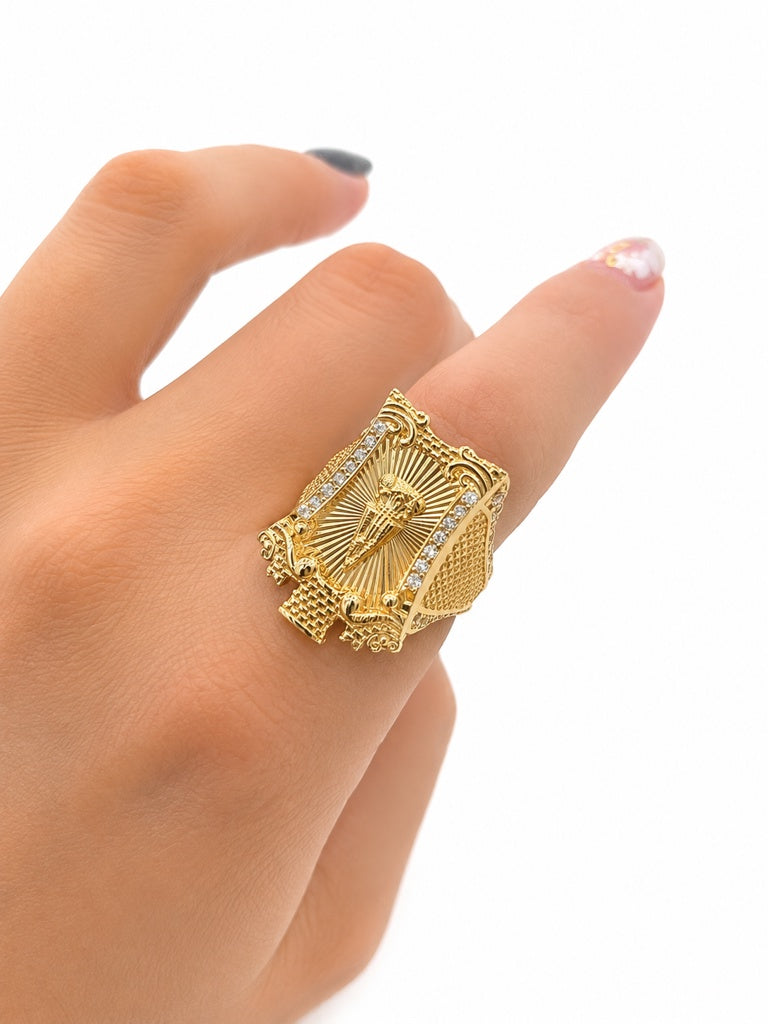 10KT VIRGEN DE LA CARIDAD RING Size 7-8