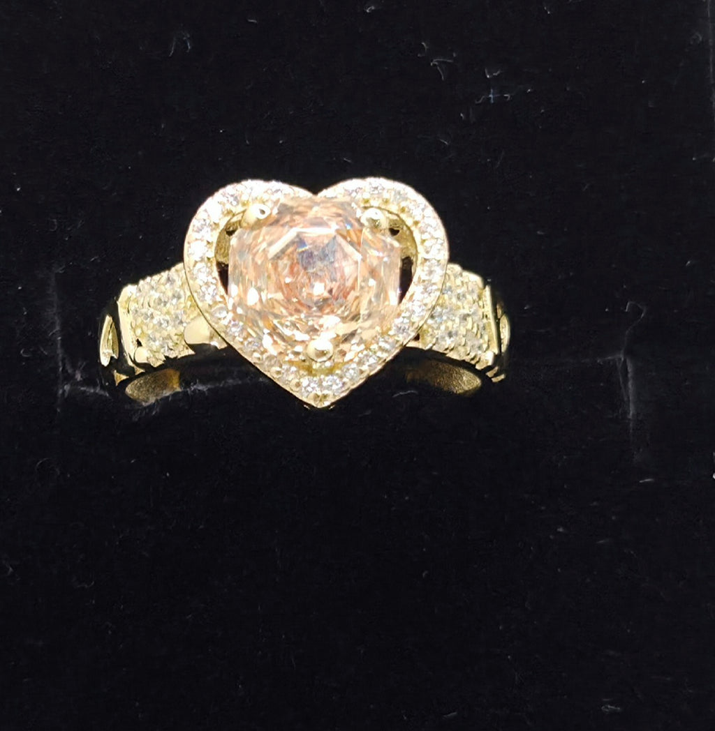 14KT ELEGANT HEART RING WITH AMBAR STONE Size 8 Weight 3.2GR