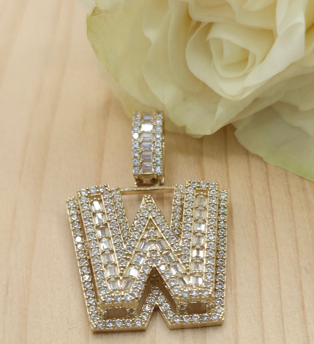 10KT MEDIUM CZ "W" LETTER PENDANT  Weight 6.8GR
